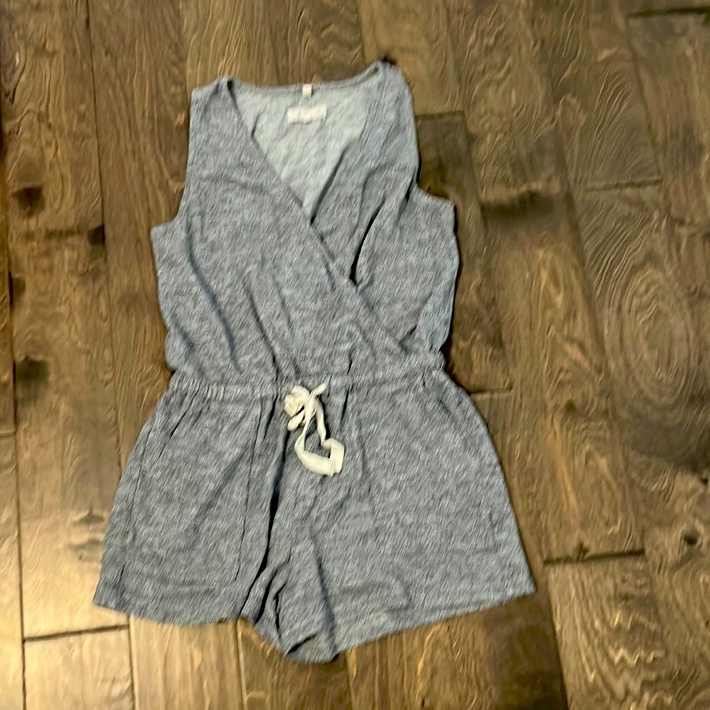 Loft Lou & Grey Shorts Jumper (S)